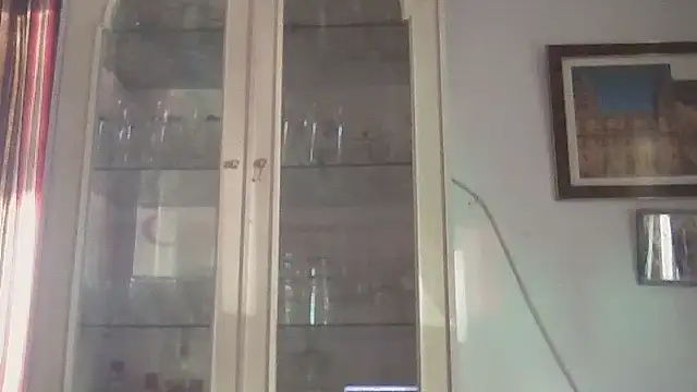 Snapshot of llopaco chatting on 11.18.25 llopaco online show from 11.18.25