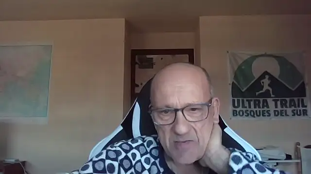 Snapshot of llopaco chatting on 01.06.26 llopaco online show from 01.06.26