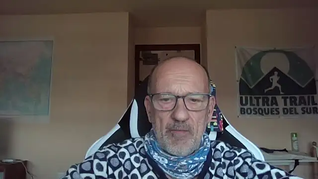 Snapshot of llopaco chatting on 01.15.26 llopaco online show from 01.15.26