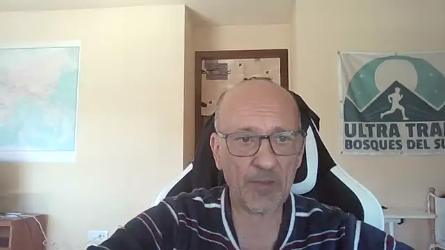 Snapshot of llopaco chatting on 05.21.26 llopaco online show from 05.21.26