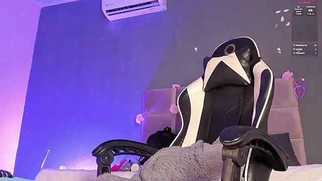  Ashley 33 online show from 03.12.26