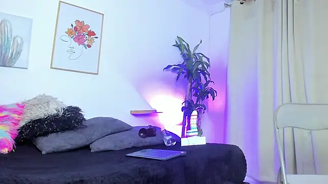 Snapshot of naomy_68 chatting on 03.02.25 naomy 68 online show from 03.02.25