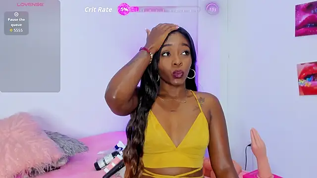 Snapshot of naomy_68 chatting on 09.28.25 naomy 68 online show from 09.28.25