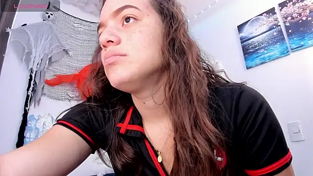 Snapshot of Baby_Asshley chatting on 10.29.25 Baby Asshley online show from 10.29.25