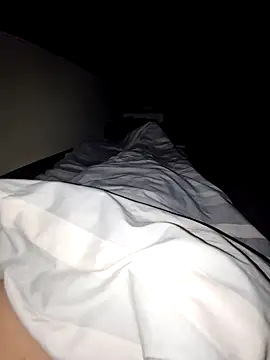 Snapshot of DerechteJunge chatting on 10.06.25 DerechteJunge online show from 10.06.25