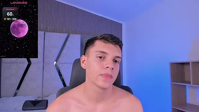 JacobRoberts1 online show from 11.05.25