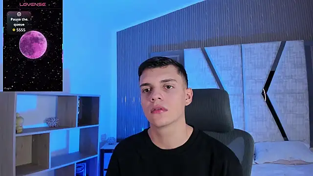 JacobRoberts1 online show from 12.01.25