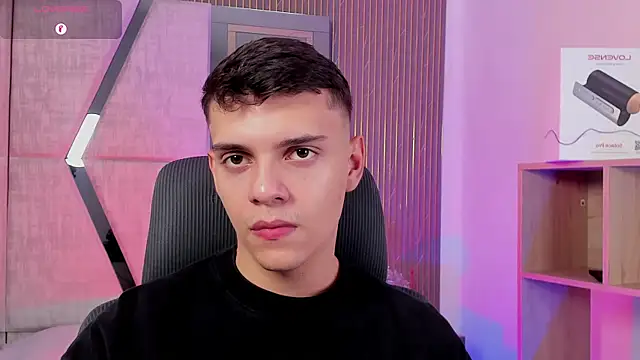 JacobRoberts1 online show from 12.18.25