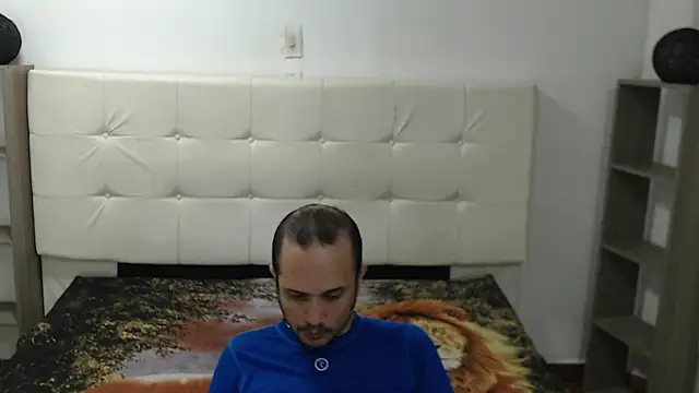 JhonTorres018 online show from 11.19.25