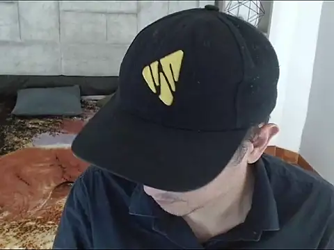 JhonTorres018 online show from 03.03.26