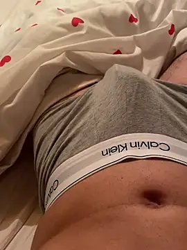 Snapshot of tiago499 chatting on 02.15.25 tiago499 online show from 02.15.25