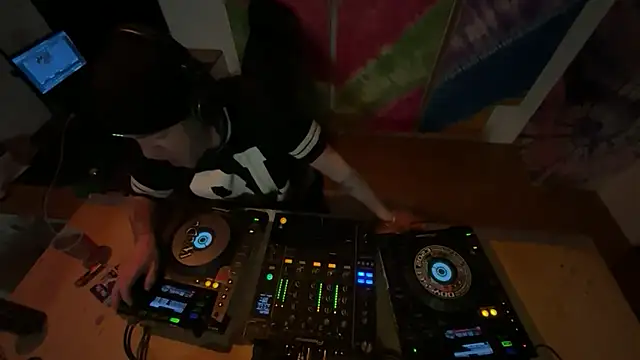 FckM3Hard online show from 01.06.26