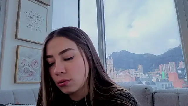 Ivanna West online show from 04.19.26