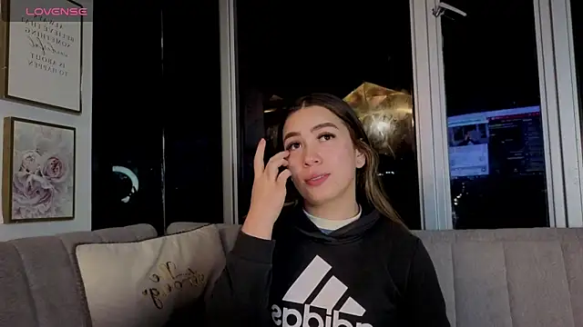 Ivanna West online show from 04.21.26