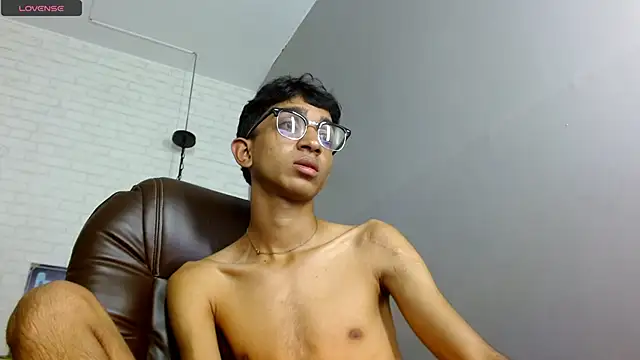 Snapshot of Martin_Linares chatting on 02.26.25 Martin Linares online show from 02.26.25