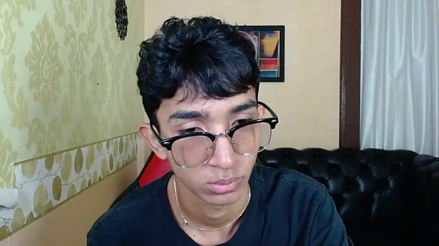 Snapshot of Martin_Linares chatting on 03.10.25 Martin Linares online show from 03.10.25