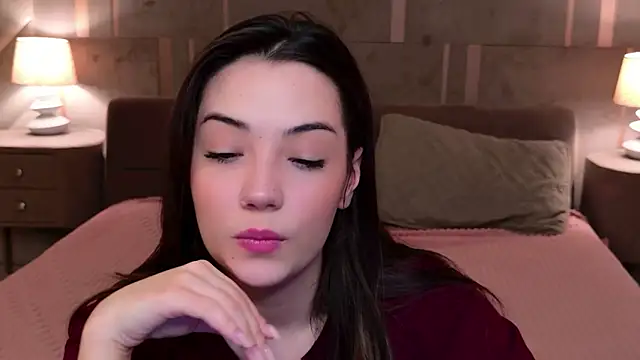 Snapshot of Alice_Deleon chatting on 04.01.26 Alice Deleon online show from 04.01.26