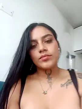 Snapshot of Emily_sharlot chatting on 03.02.25 Emily sharlot online show from 03.02.25