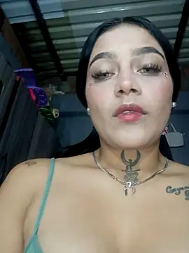 Snapshot of Emily_sharlot chatting on 03.11.25 Emily sharlot online show from 03.11.25