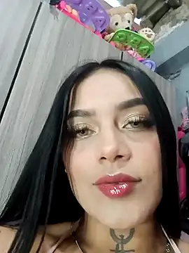 Snapshot of Emily_sharlot chatting on 03.20.25 Emily sharlot online show from 03.20.25