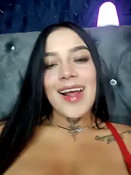 Snapshot of Emily_sharlot chatting on 03.22.25 Emily sharlot online show from 03.22.25