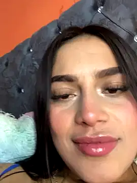 Snapshot of Emily_sharlot chatting on 11.08.25 Emily sharlot online show from 11.08.25