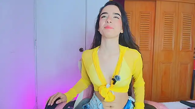 Peach Rose  online show from 10.12.25