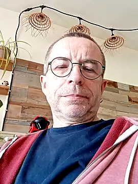 Xavspank2 online show from 03.17.26