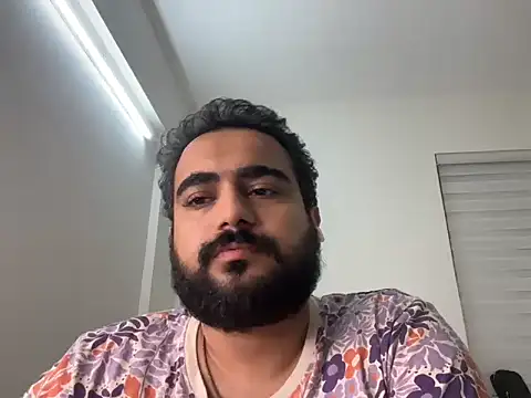 Snapshot of indian_thonger chatting on 11.12.25 indian thonger online show from 11.12.25