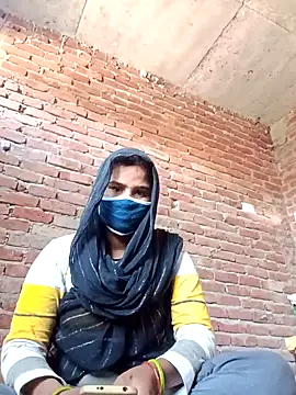 Snapshot of Neha-6633 chatting on 03.05.25 Neha-6633 online show from 03.05.25