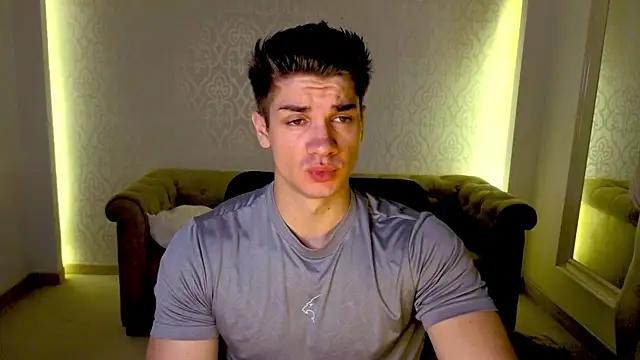 MaxKaiden online show from 06.04.26