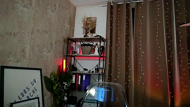 Snapshot of IngAdn chatting on 02.06.26 IngAdn online show from 02.06.26