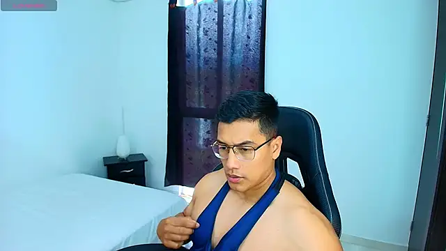 Snapshot of Yeicolevit chatting on 01.13.26 Yeicolevit online show from 01.13.26