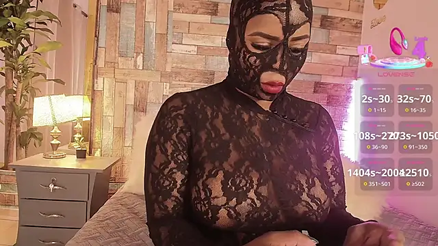 Snapshot of DashaSousaa chatting on 11.04.25 DashaSousaa online show from 11.04.25