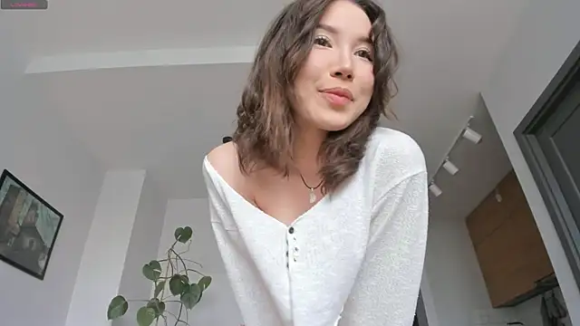 Snapshot of mey_baee chatting on 02.13.26 mey baee online show from 02.13.26