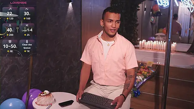 Rafa2004Cruz online show from 06.17.26