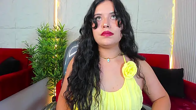 Snapshot of GeorginaReyes chatting on 03.22.25 GeorginaReyes online show from 03.22.25