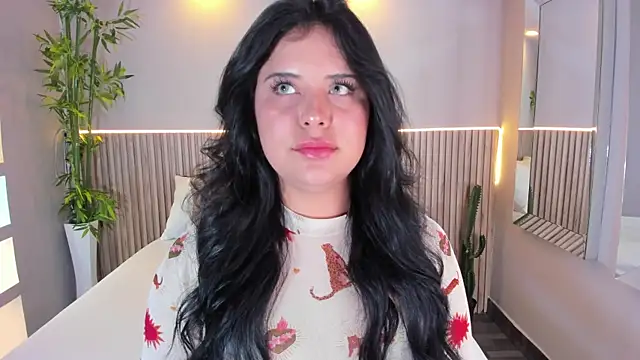 Snapshot of GeorginaReyes chatting on 12.19.25 GeorginaReyes online show from 12.19.25