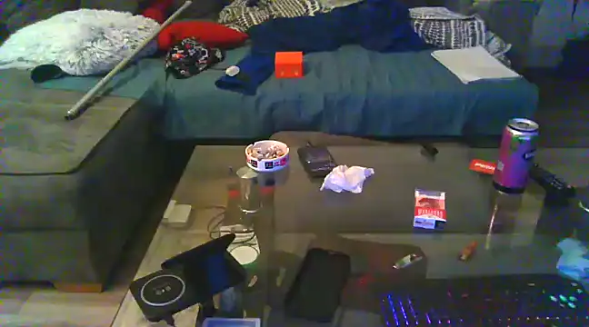 VickyDevilEU online show from 03.13.25