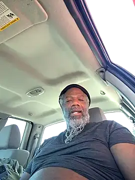 KingSlim56 online show from 10.13.25