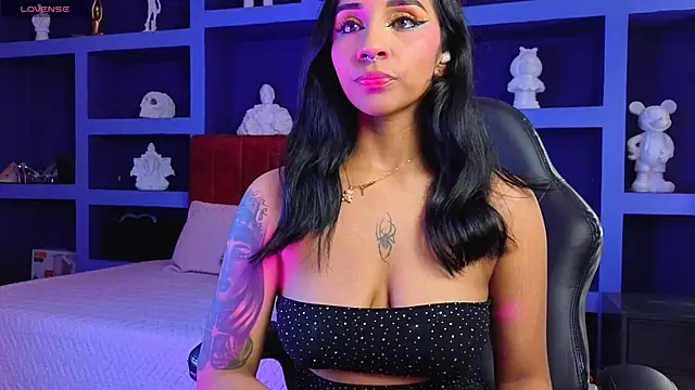 camille1310 online show from 05.11.26