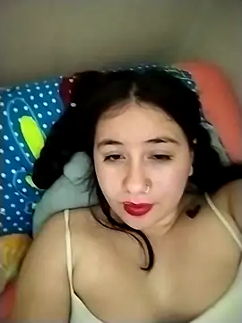 Snapshot of sweetie__annieee chatting on 10.16.25 sweetie annieee online show from 10.16.25