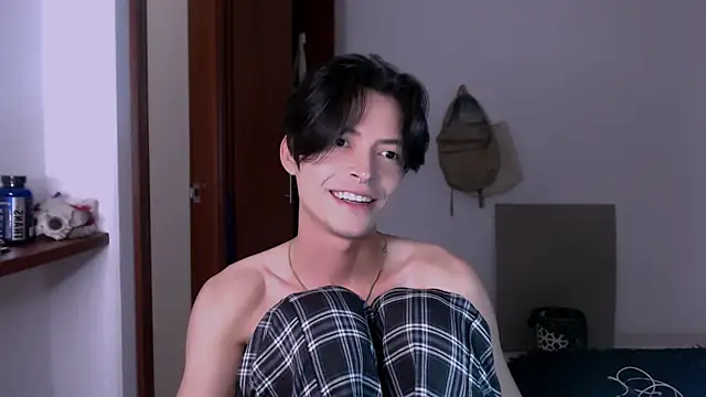 Snapshot of gunther_hda chatting on 03.11.25 gunther hda online show from 03.11.25