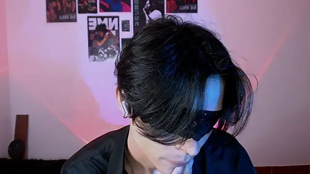 Snapshot of gunther_hda chatting on 10.31.25 gunther hda online show from 10.31.25