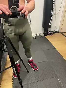 Snapshot of pesyelisa chatting on 02.22.25 pesyelisa online show from 02.22.25