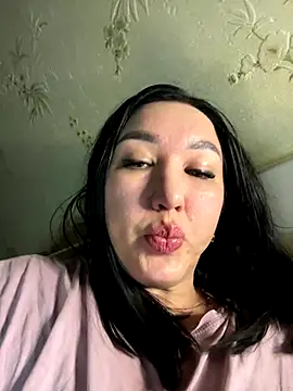 Naughtbaby 2025 online show from 12.20.25