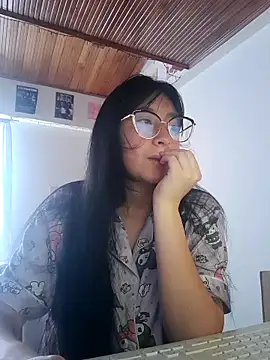 Arielle lov online show from 10.26.25