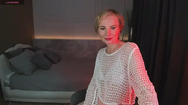 Sandra Kind online show from 03.07.25