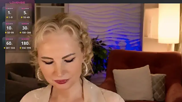 Sandra Kind online show from 04.21.26