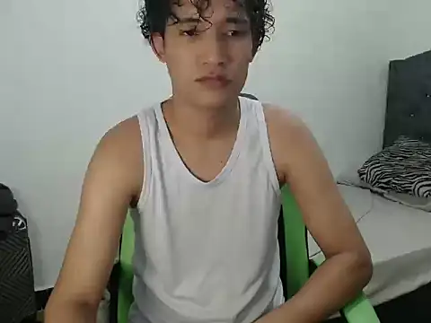 Boy coll online show from 04.07.26